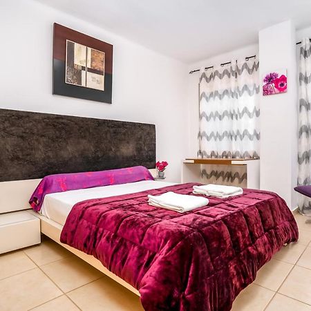 Appartement Apartamento Welcs Emp 018 Con Terraza Frente Al Mar à Empuriabrava Extérieur photo