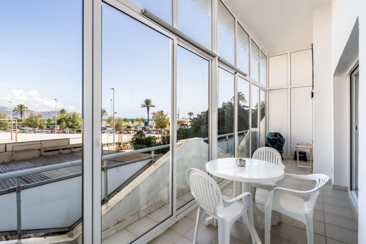 Appartement Apartamento Welcs Emp 018 Con Terraza Frente Al Mar à Empuriabrava Extérieur photo